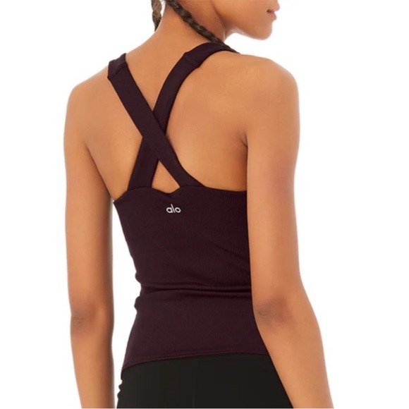 ALO Yoga Elevate Crossover Tank Dark Plum Size Small - Picture 2 of 10